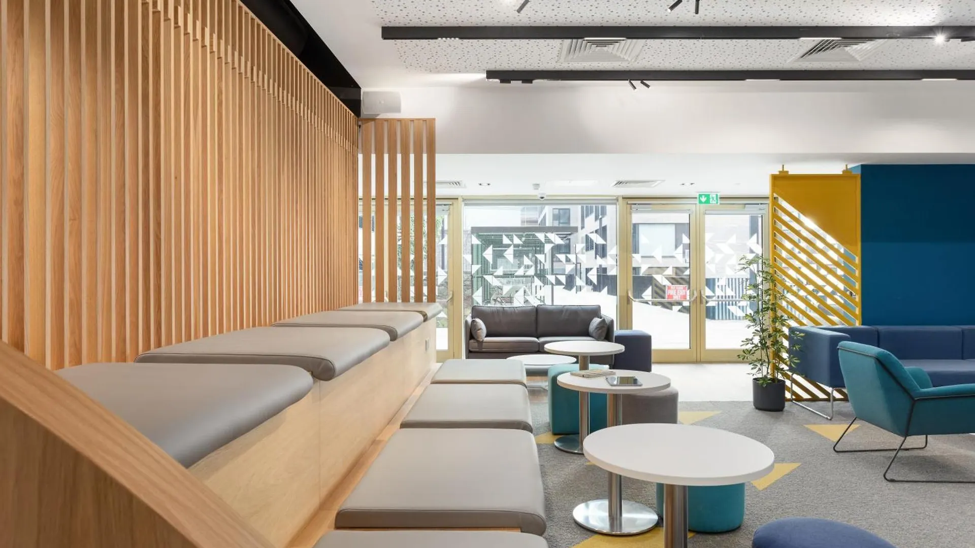 Yugo Explore - Highfield Park Dublin Apartment